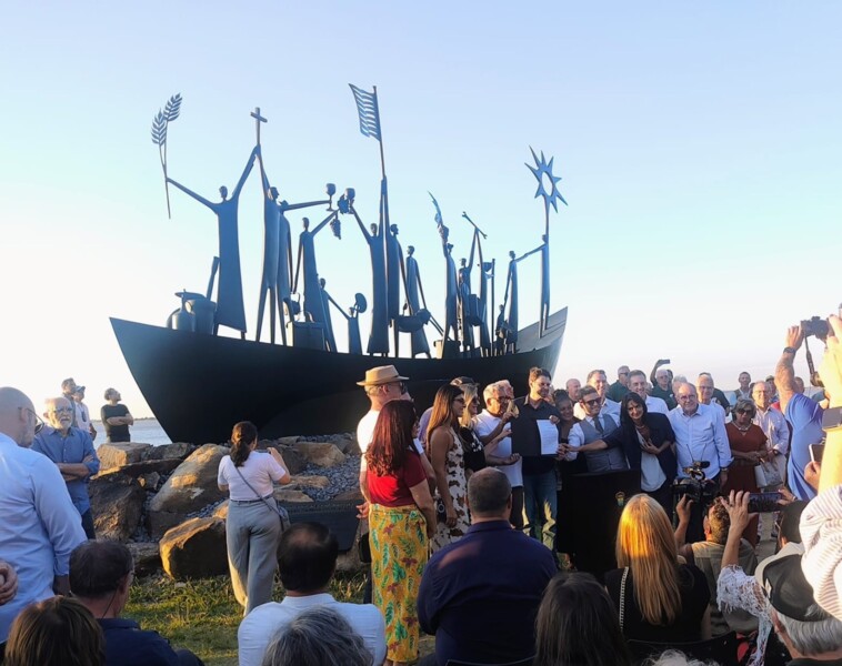 monumento-em-homenagem-aos-150-anos-da-imigracao-italiana-no-rio-grande-do-sul